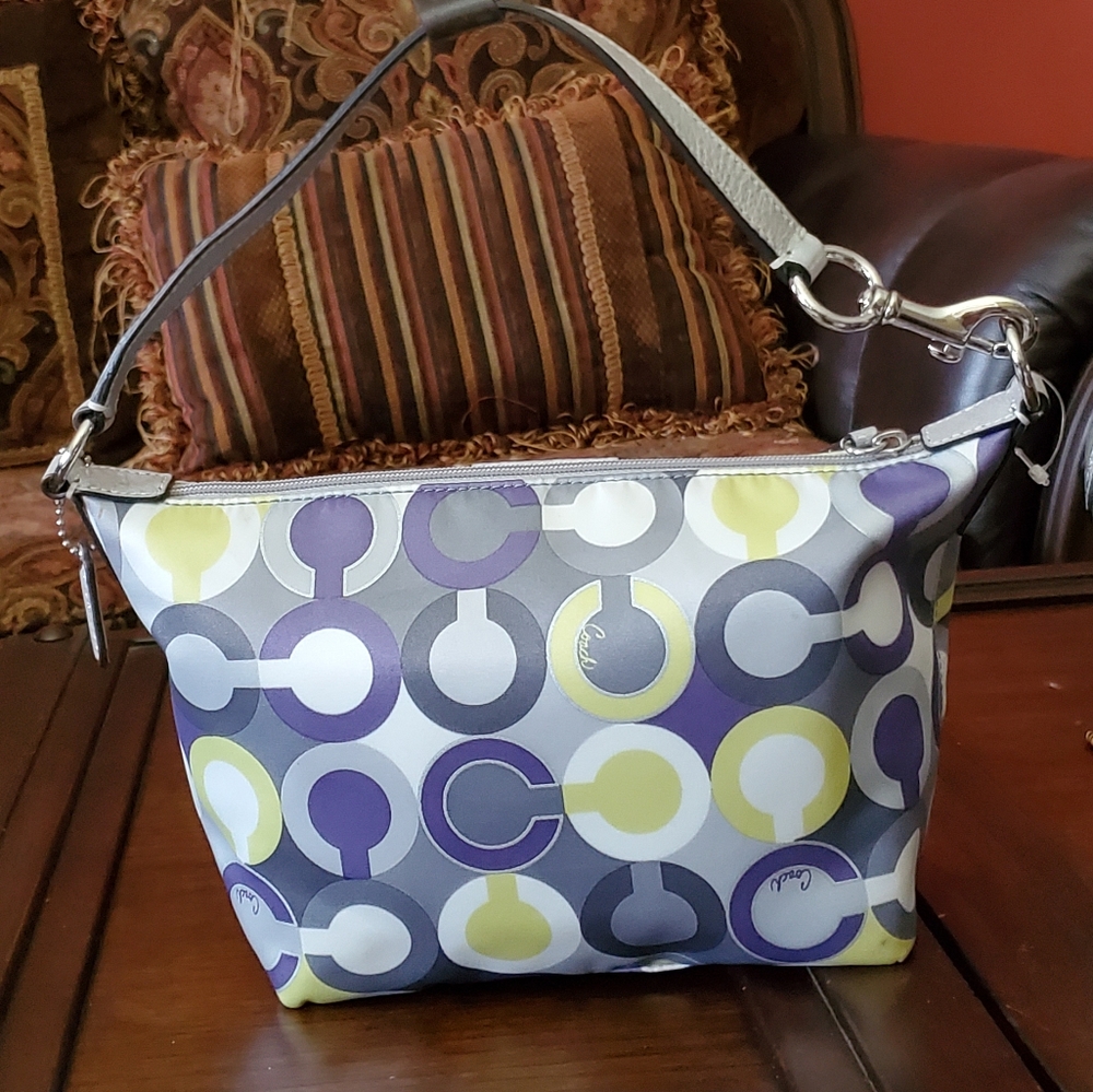 FREE SHIPPING 💕 Authentic Coach Handbag - Picture 3 of 6
